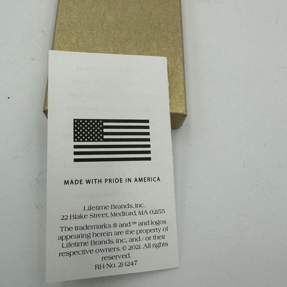 NIB!! Wallace 41st Edition Gold Plated & Enameled Candy Cane Ornament - Picture 7 of 7